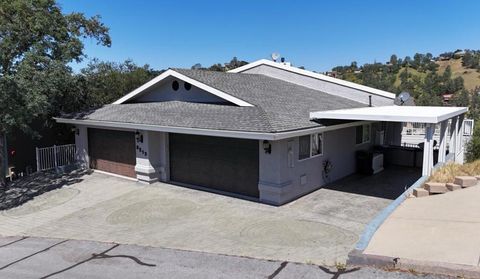 Tiny photo for 8213 Bass Point Rd, Bradley, CA 93426 (MLS # ML82045521)