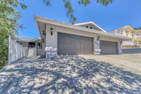 Tiny photo for 8213 Bass Point Rd, Bradley, CA 93426 (MLS # ML82045521)