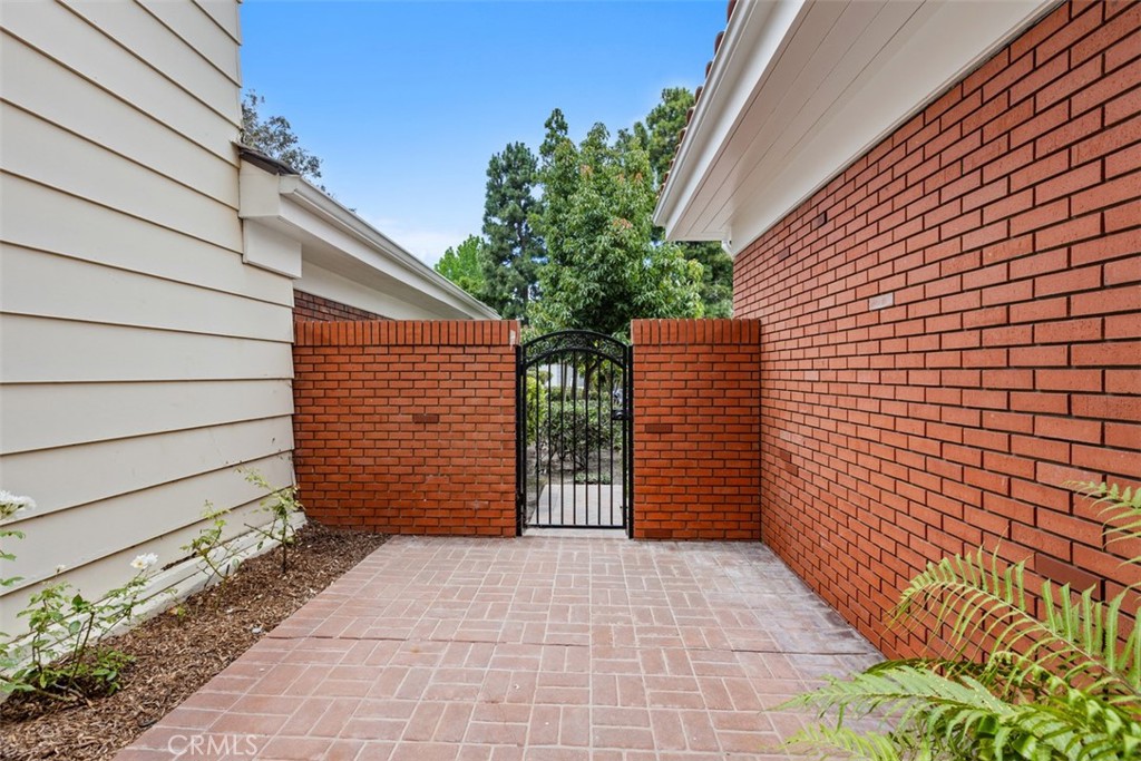 2 Belcourt, Newport Beach CA 92660 - Photo 36