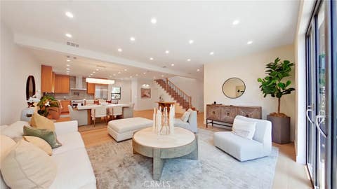 Photo of 3651 Roselawn AVE, Glendale, CA 91208 (MLS # GD26138123)