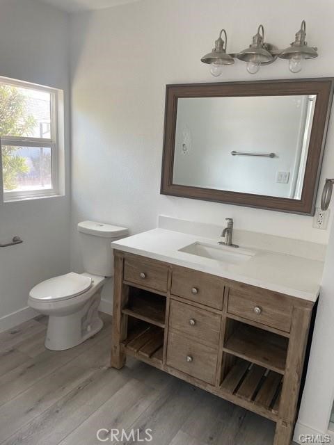 12472 Woodlawn Avenue