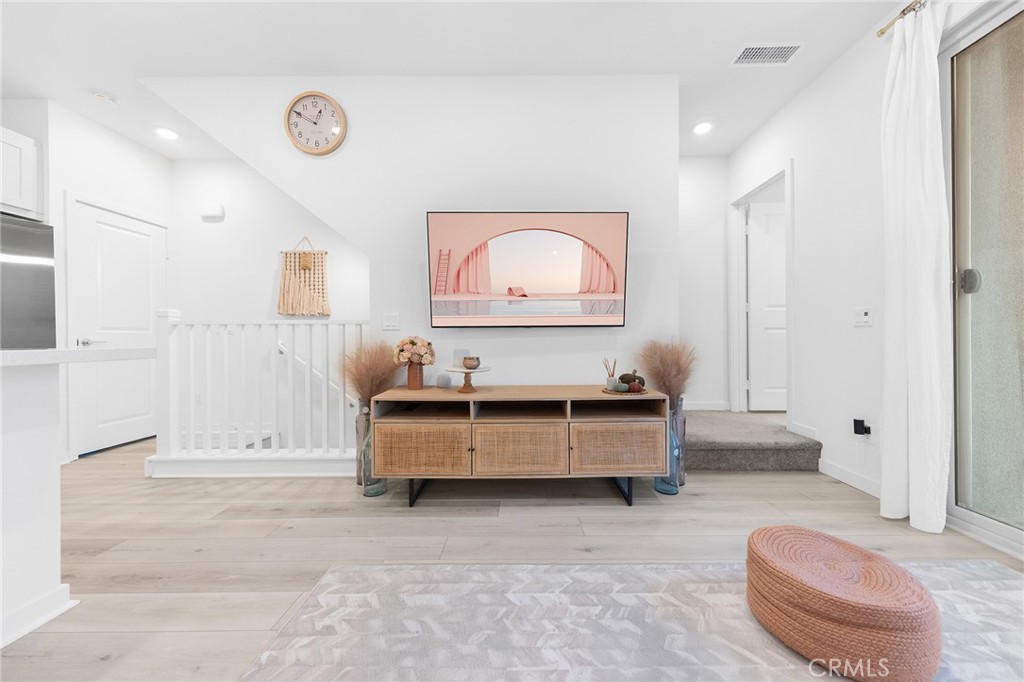 1582 Topeka Ave Unit 3