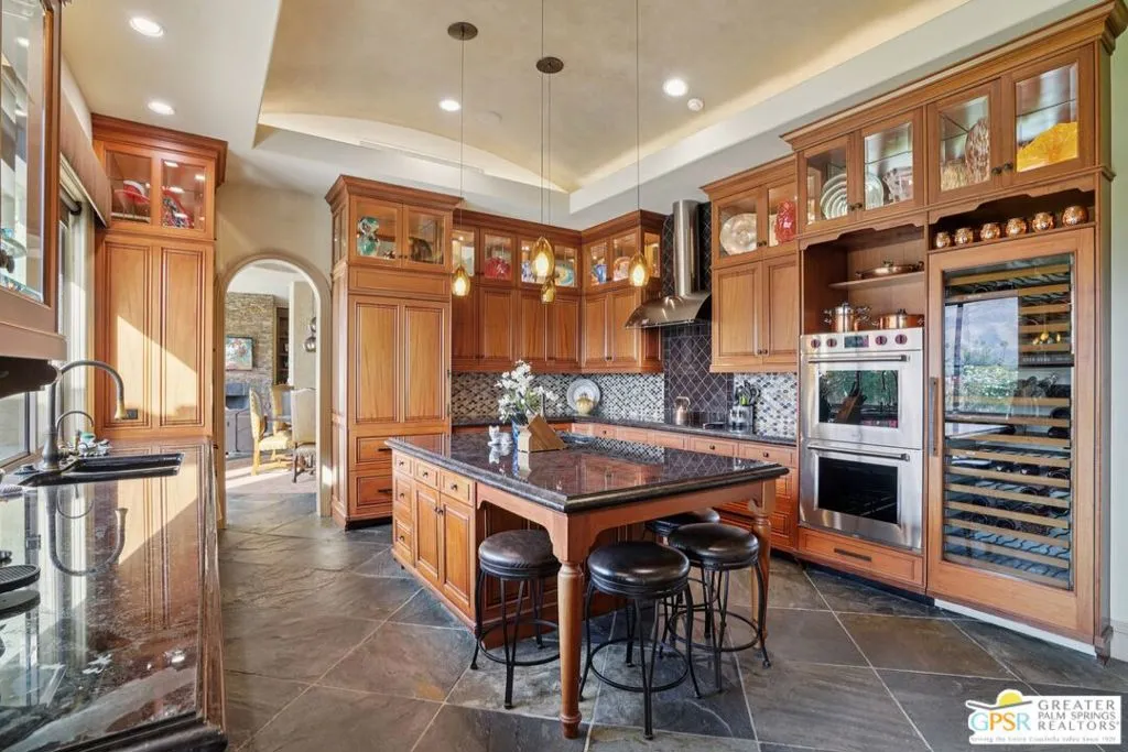 Rancho Mirage, California 92270, United States, 3 Bedrooms Bedrooms, ,4 BathroomsBathrooms,Residential,Active,245272