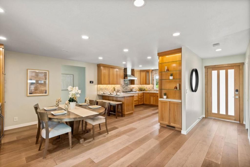 Photo of 2772 Quinto Way, San Jose, CA 95124 (MLS # ML82024796)