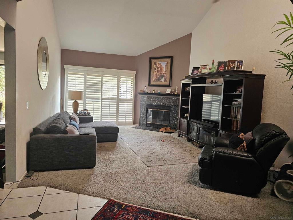 3164 Vista Grande
