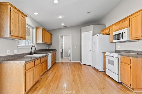 Tiny photo for 7989 Sundance Trail, Paso Robles, CA 93446 (MLS # SC26093837)