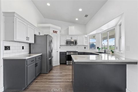 Tiny photo for 7989 Sundance Trail, Paso Robles, CA 93446 (MLS # SC26093837)