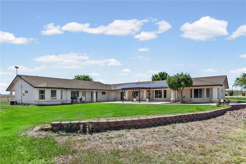 Tiny photo for 7989 Sundance Trail, Paso Robles, CA 93446 (MLS # SC26093837)