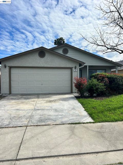 Photo of 192 192 Torvend Way Way, Patterson, CA 95363 (MLS # 41125745)