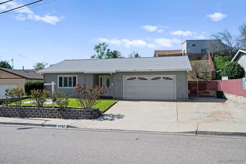 Photo of 9152 Lakeview Rd Rd, Lakeside, CA 92040 (MLS # 260005534SD)