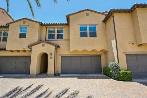 Photo of 248 Finch, Lake Forest, CA 92630 (MLS # NP26110884)
