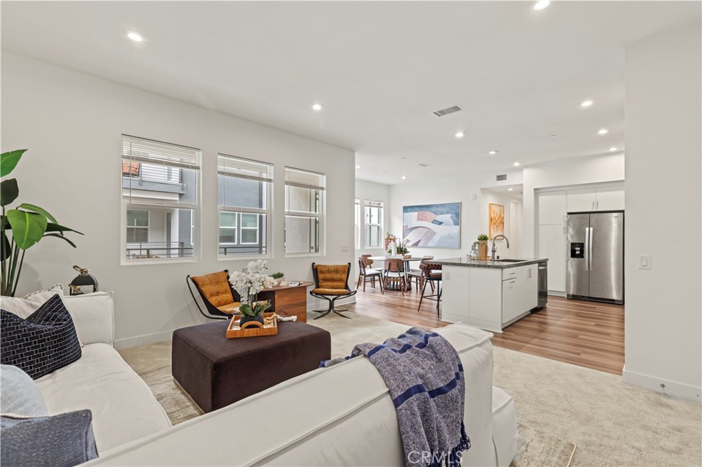 1638 S Urbana Street