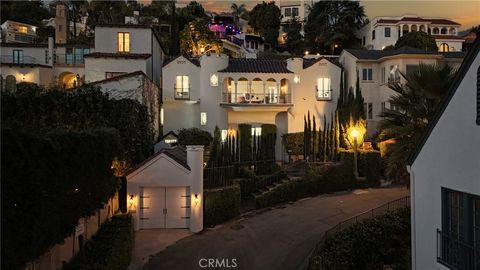 2111 Rockledge Los Angeles CA 90068