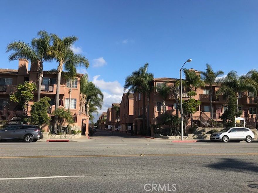 Located in a gated community across from UCLA Harbor medical center.   Gated 3bed/2bath condo in Torrance.   Easy access to freeway 110, 405 and 91.    Tastefully renovated 3 years ago.   Laminated flooring through out.   Kitchen with recessed lights, granite top and stainless appliances.   Laundry hook up in unit.  In unit Washer & Dryer Included!    The balcony is private and terrific for BBQs.   This is 2 car garage with space for storage.    Beautiful community pool& spa.