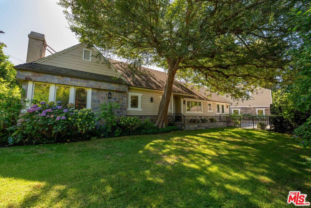 12750 Mulholland Drive