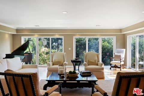 Photo of 12750 Mulholland Drive, Beverly Hills, CA 90210 (MLS # 26855993)