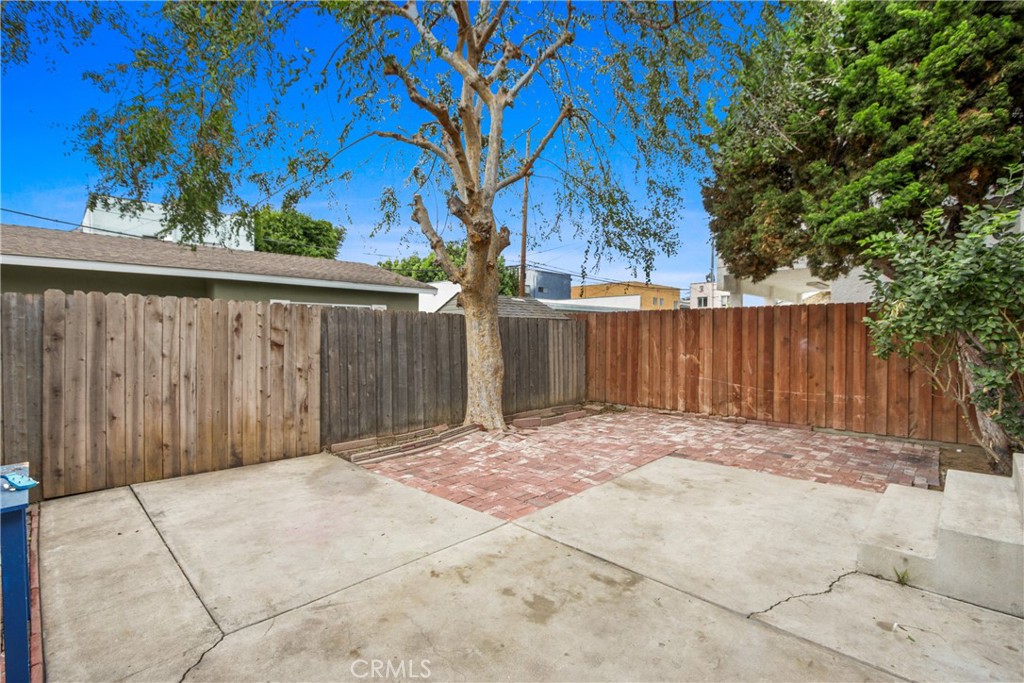 Eastside (ES) - Residential Income