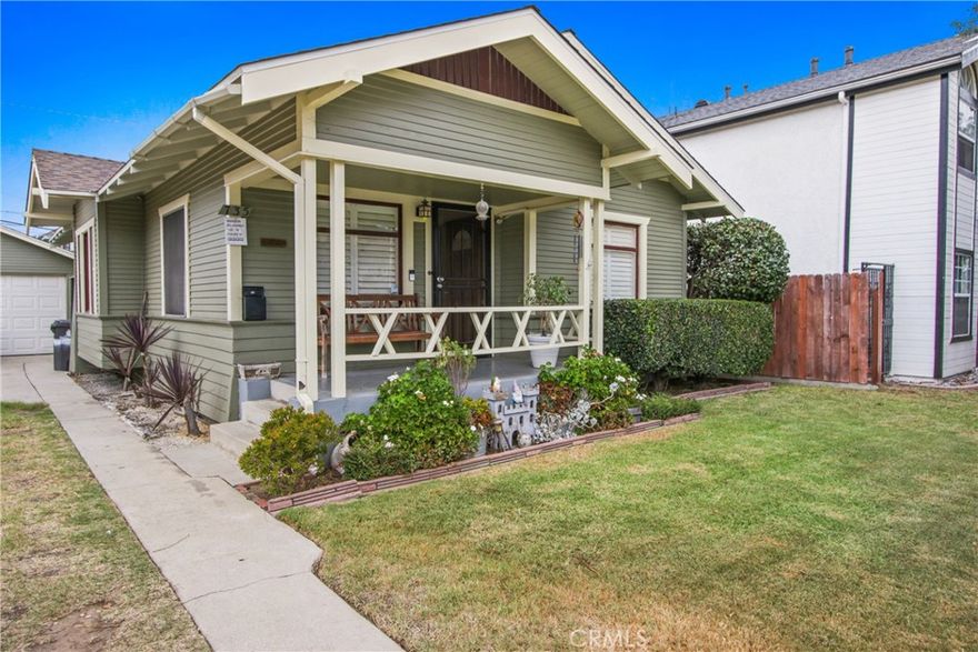 Great opportunity for a two on a lot in the Greenbelt Heights Neighborhood of Long Beach. Charming Craftsman Bungalow featuring a front home with 2 bedrooms and 1 bathroom, detached garage and fully fenced back yard. The back house is also a 2 bedroom 1 bathroom with fully fenced yard. The property has alley access. Each house has inside laundry.