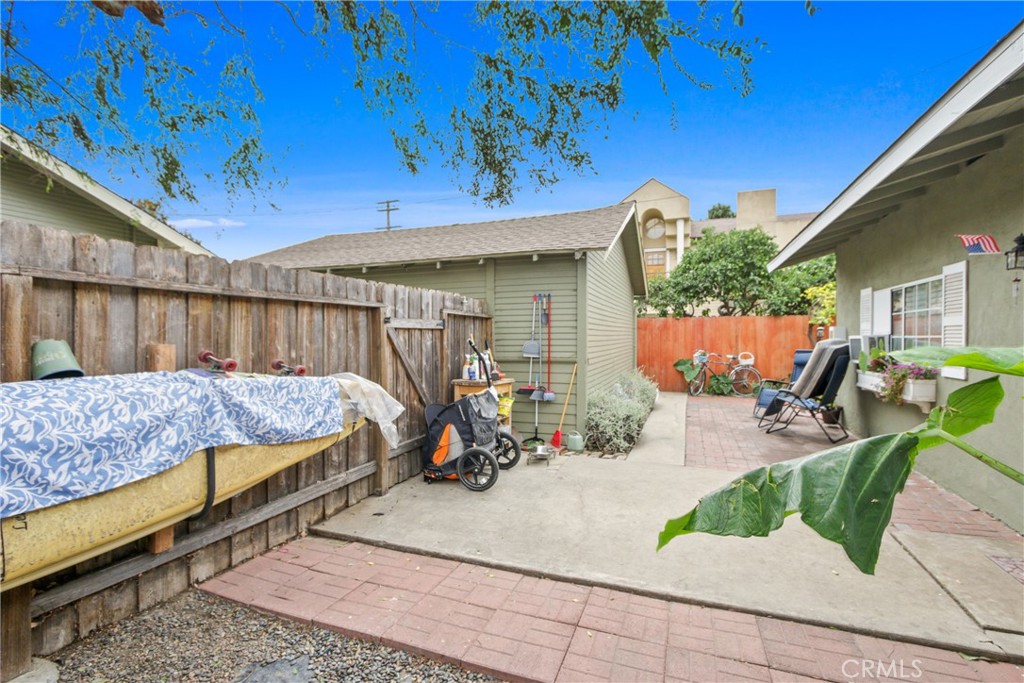 Eastside (ES) - Residential Income
