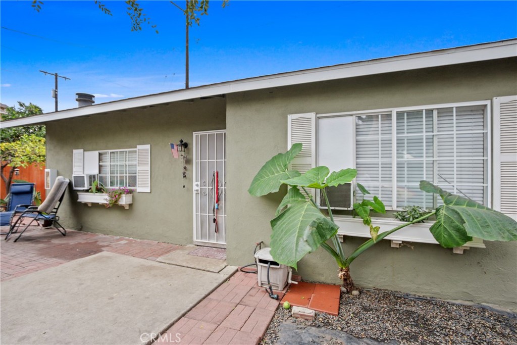 Eastside (ES) - Residential Income