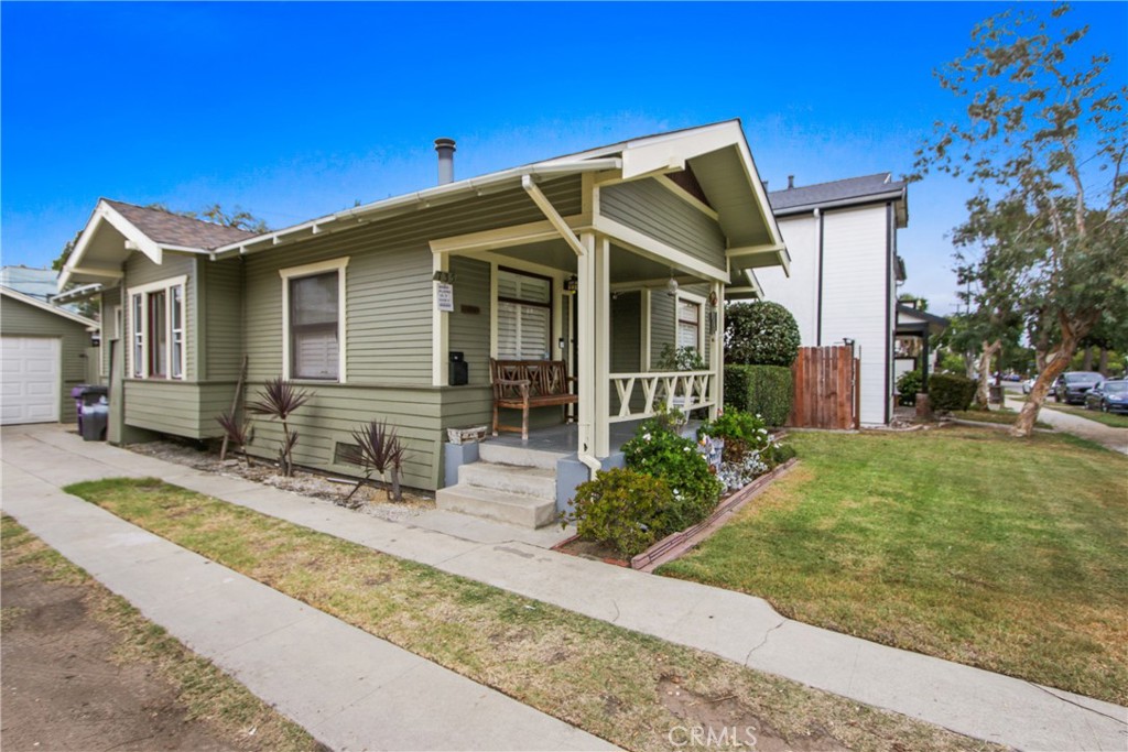 Eastside (ES) - Residential Income