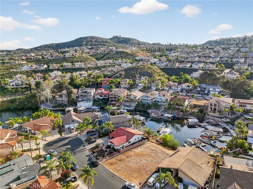 21951 Stawberry Lane