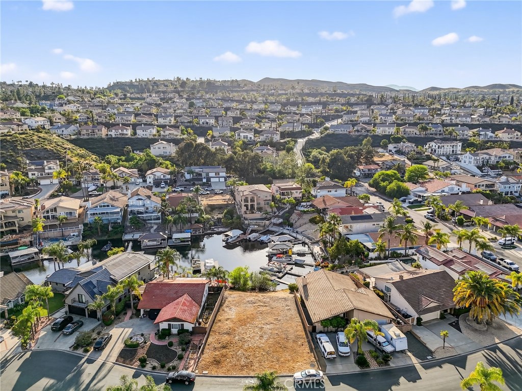 21951 Stawberry Lane