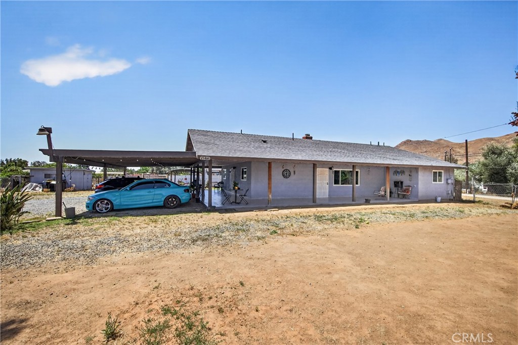21401 Ellis
