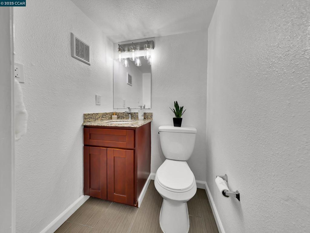 COMSTOCK GARDENS - Residential