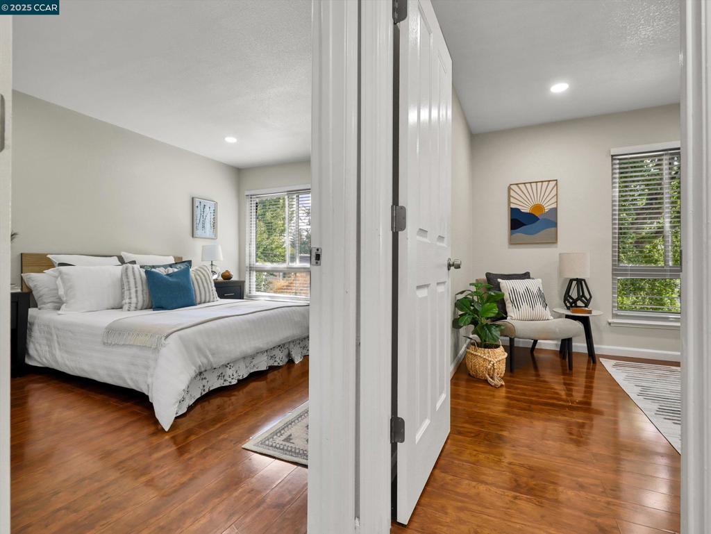 COMSTOCK GARDENS - Residential