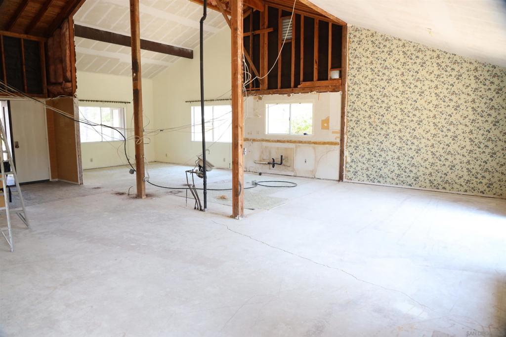 1127 Santa Rufina Court