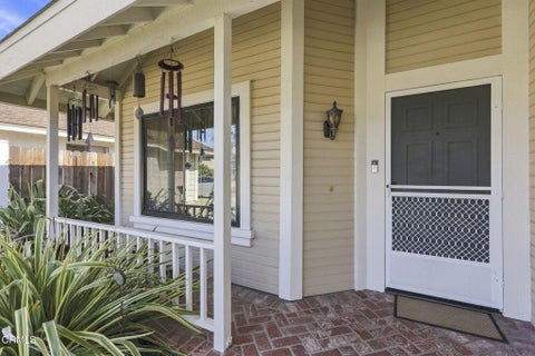 Tiny photo for 978 Jasper Avenue, Ventura, CA 93004 (MLS # V1-38397)