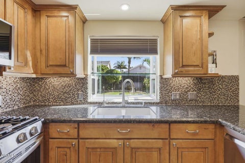 Tiny photo for 978 Jasper Avenue, Ventura, CA 93004 (MLS # V1-38397)