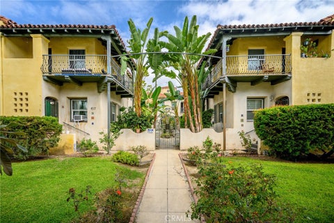 Photo of 617 E Garfield AVE #209A, Glendale, CA 91205 (MLS # GD26206264)