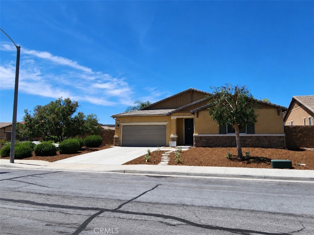 22883 Rolling Brook