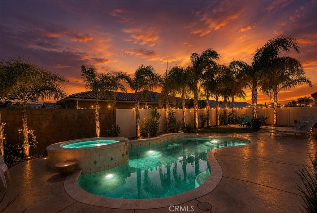 22883 Rolling Brook