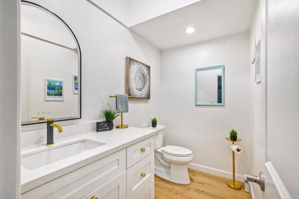2003 Costa Del Mar Road RD 663, Carlsbad CA 92009