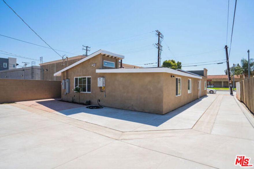 Welcome to 2746 Santa Anita Ave, El Monte, CA 91733 a stylish and conveniently located residence offering 900 sq ft of modern living space. This thoughtfully designed property features 2 bedrooms and 2 bathrooms, providing a perfect blend of comfort and functionality. Inside, enjoy the ease of daily chores with the included washer and dryer. With 2 dedicated parking spaces, parking is always a breeze. The property's strategic location ensures easy access to major freeways, including the 10,60, and 605 FWY's, facilitating seamless commuting. Embrace the vibrant neighborhood with an array of grocery stores, diverse dining options, and shopping centers within close proximity. As part of a mixed-use project, this property also presents a unique opportunity with a store-front available, adding versatility to its appeal. Don't miss the chance to experience contemporary living in this 900 sq ft gem, where convenience meets modern style.