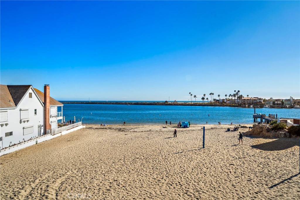 Corona del Mar South of PCH (CDMS) - Residential Lease