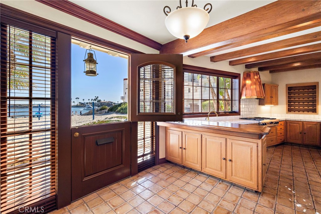 Corona del Mar South of PCH (CDMS) - Residential Lease