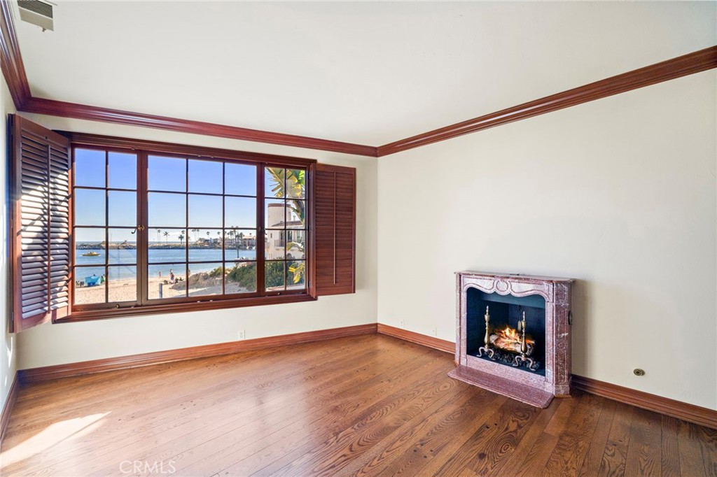 Corona del Mar South of PCH (CDMS) - Residential Lease