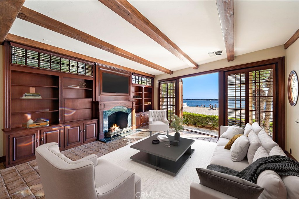 Corona del Mar South of PCH (CDMS) - Residential Lease