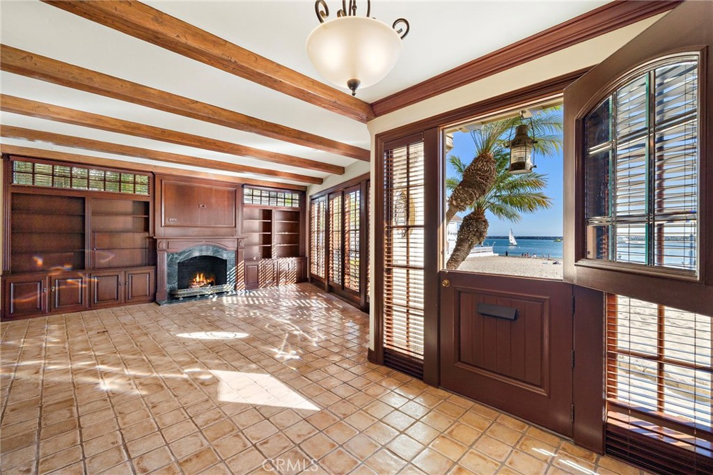 Corona del Mar South of PCH (CDMS) - Residential Lease