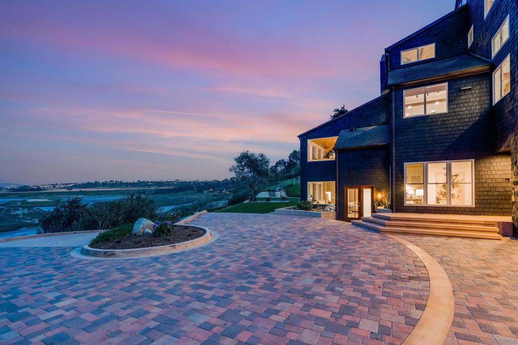 Del Mar - Residential