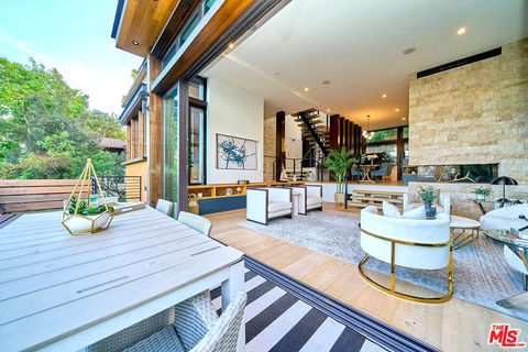 Photo of 4209 Sea View Lane, Los Angeles, CA 90065 (MLS # 26656905)