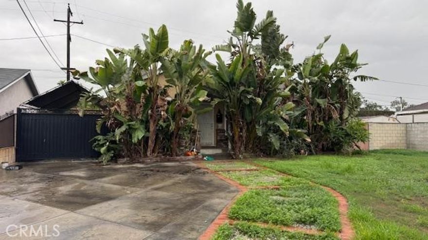 PRICED TO SELL FAST - Located on a Quiet CULDESAC, This is a SINGLE STORY Home with a TON of POTENTIAL. - NO HOA FEES, LOW TAXES and NO SOLAR Package to Assume * * Nice Floor-Plan offering 1314sqft with 4 Bedrooms and 2 Bathrooms * * Great Kitchen with Tiled Flooring, Built-In Appliances, Lots of Counter Space for Food Prep and In-Kitchen Dining Area * * LARGE LIVING ROOM with Wood Floors Throughout * * Indoor Laundry Area * * Large Driveway and Gated RV/Boat Parking with Covered Carport Area * * Backyard has a Covered Patio, Storage Sheds and Large Side Yard for the Kids to Play * * Covered Front Porch * * Close to Schools, Parks, Shopping, Dining/Restuarants and EZ Freeway Access * *