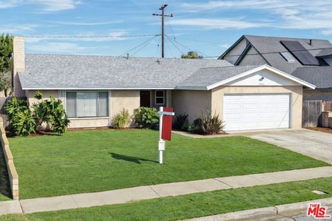 Photo of 1940 Pelican Avenue, Ventura, CA 93003 (MLS # 26659553)