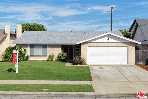 Tiny photo for 1940 Pelican Avenue, Ventura, CA 93003 (MLS # 26659553)