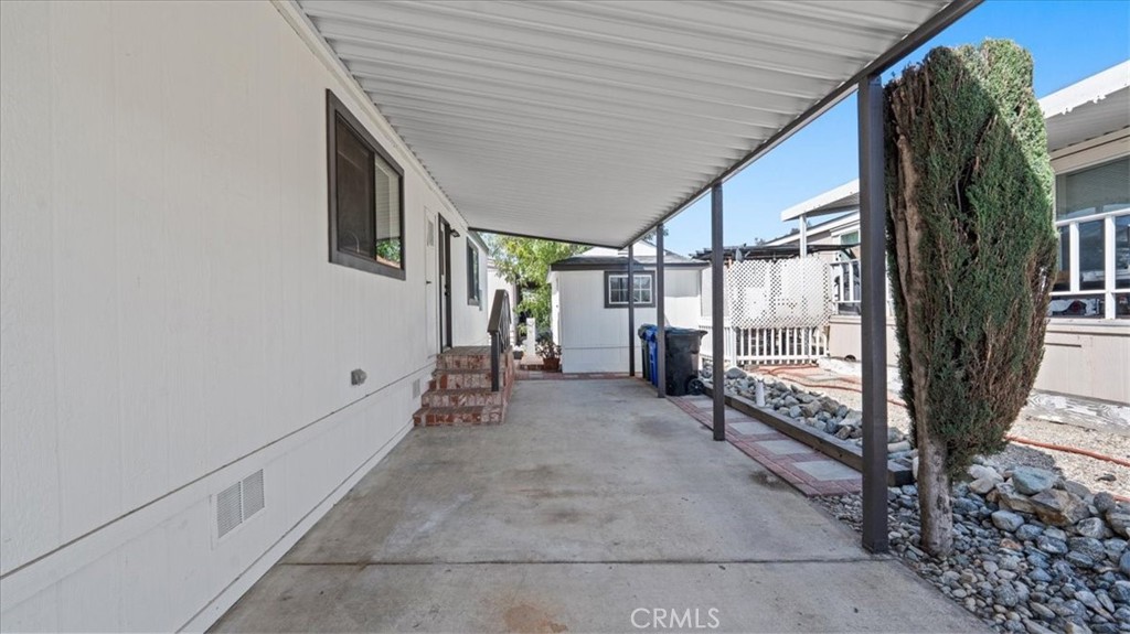 929 E Foothill Blvd 118