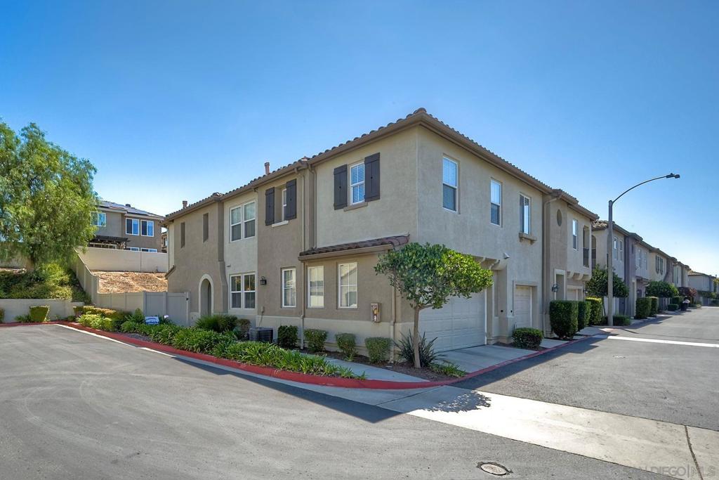 Rare corner unit in the highly sought-after Eastlake Vistas, Summer Hill! This 3-bedroom, 3-bathroom townhome boasts a fantastic layout, including a bonus room on the main level—three spacious bedrooms upstairs. With a listing range of $709,999–$729,999,priced below the most recent comparable sale in July for $750,000—an exceptional value! With just a little cosmetic updating, it can truly shine. Don’t miss this opportunity—homes in this location move fast. The modern kitchen is ideal for entertaining, featuring stainless steel appliances and ample counter space. Top-rated A+ schools are just minutes away A dedicated laundry room is conveniently located on the main floor (washer and dryer do not convey), and an attached 2-car garage adds extra convenience.Residents enjoy access to three pools and clubhouse facilities (Summer Hill, The Woods, and Creekside), gyms, parks, and beautifully maintained community spaces.